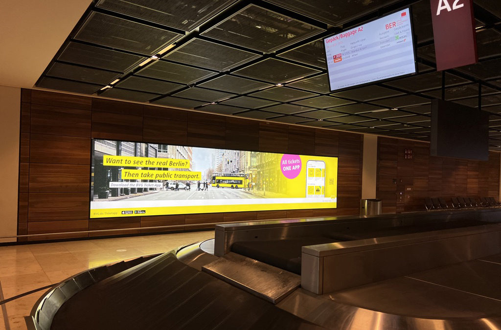 AIRPORT ADVERTISING BER